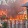Kerugian Capai Rp350 Juta Akibat Kebakaran 2 Rumah di Wakontu, Mubar