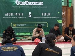 2 Mahasiswa Meninggal Kecelakaan Mobil Ditumpangi Anggota DPRD, Himatril UHO Kendari Gelar Doa Bersama