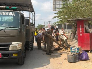 Satpol PP Kendari Lanjutkan Penertiban Lapak Pengecer BBM di Sekitar SPBU