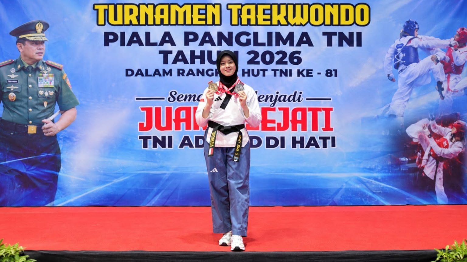Polwan Polda Sultra Raih Emas dan Perak di Kejuaraan Taekwondo Piala Panglima TNI 2026 Polwan Polda Sultra Raih Emas dan Perak di Kejuaraan Taekwondo Piala Panglima TNI 2026