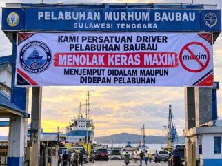 Larangan Transportasi Online Jemput Penumpang di Pelabuhan Murhum Baubau Tuai Keluhan Warga