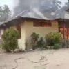 Rumah Mantan Kades di Konsel Terbakar Diduga Korsleting Listrik, Kerugian Ditaksir Rp700 Juta