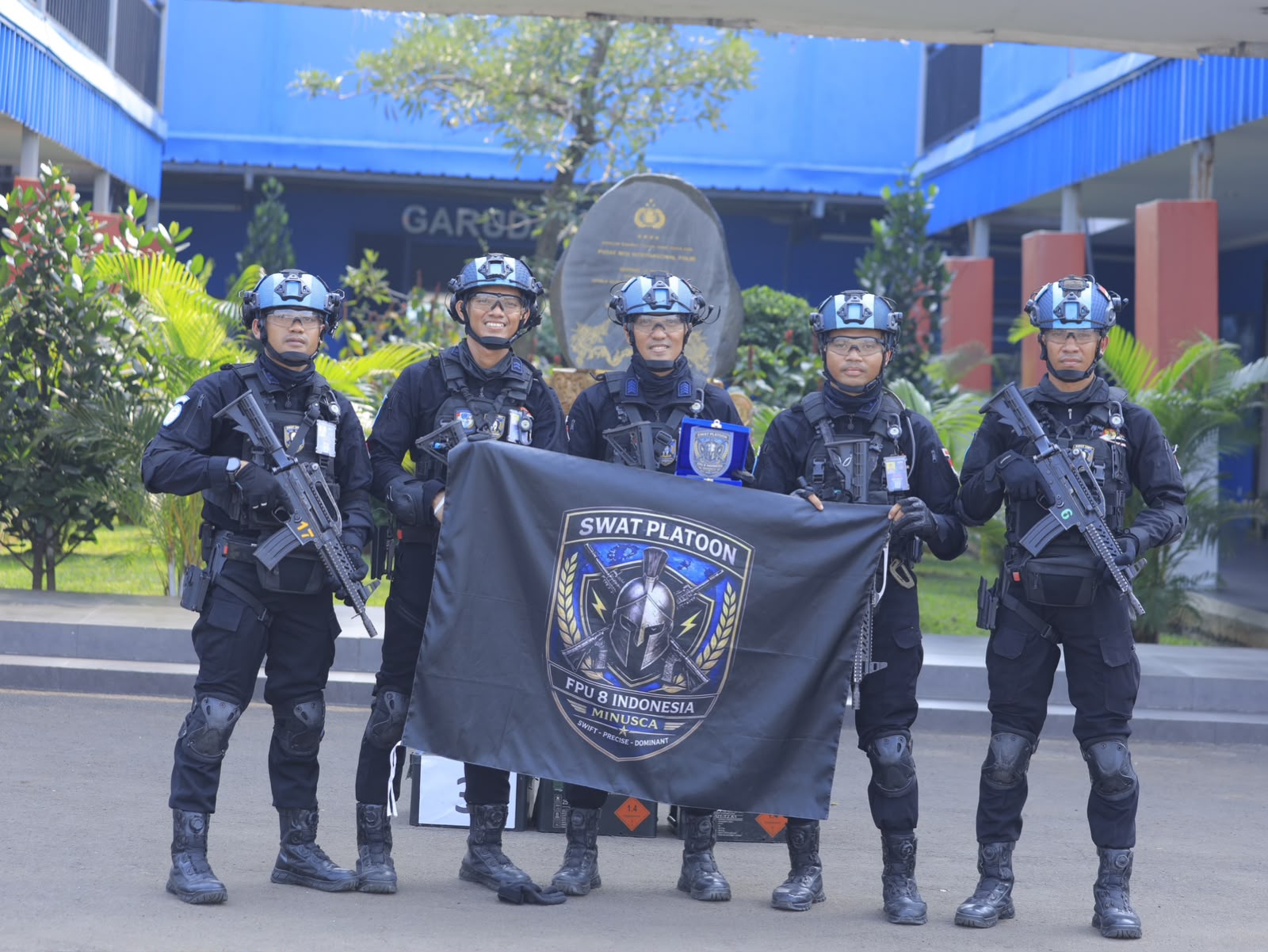 5 Personel Detasemen Gegana Brimob Polda Sultra Terpilih Jadi Pasukan SWAT PBB 5 Personel Detasemen Gegana Brimob Polda Sultra Terpilih Jadi Pasukan SWAT PBB