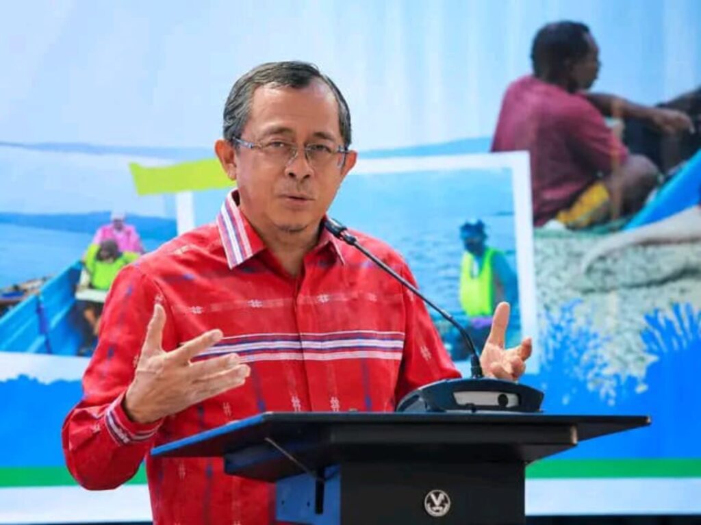 Direktur Kelautan dan Perikanan Kementerian Perencanaan Pembangunan Nasional, Mohamad Rahmat Mulianda, dalam peluncuran Proyek Percontohan Pangan Akuatik Berkelanjutan di Kabupaten Buton.