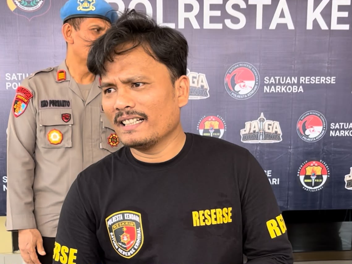 Kepala Dispar Sultra Laporkan Dugaan Aksi Pengeroyokan dan Premanisme Usai Didatangi Loyalis Ridwan Bae Kepala Dispar Sultra Laporkan Dugaan Aksi Pengeroyokan dan Premanisme Usai Didatangi Loyalis Ridwan Bae