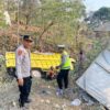 Truk Mitsubishi Terjun ke Jurang di Konsel, 2 Penumpang Perempuan Terluka