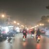 Kabut Asap Selimuti Kendari, Jalanan dan Coffee Shop Tetap Dipadati Warga hingga Larut Malam